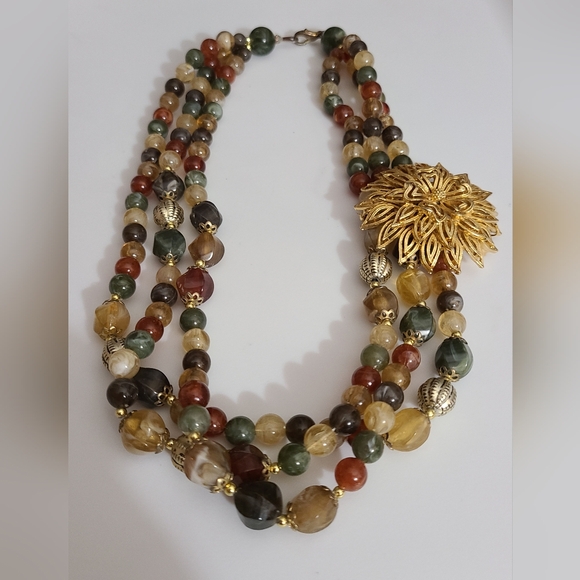 Vintage BEAUTIFUL necklace brooch lisner lucite 3 strand 18" estate beaded vtg - Picture 3 of 12